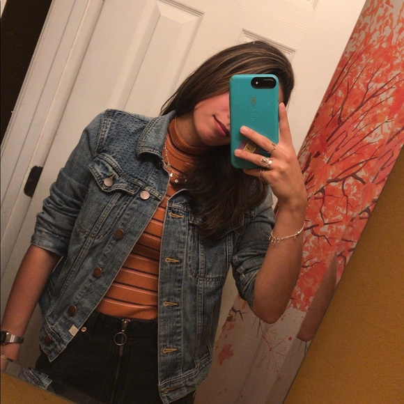 Meet your Posher, Astrid - Picture 1 of 1